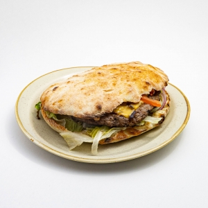 Бургер из печи с телячьей котлетой